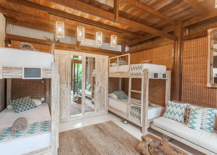 Kima Surf Camp Bali * Семиньяк